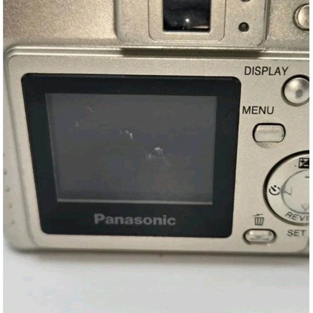 Panasonic Lumix DMC-LC43 4MP Digital Camera Leica Lens Tested LCD Wear